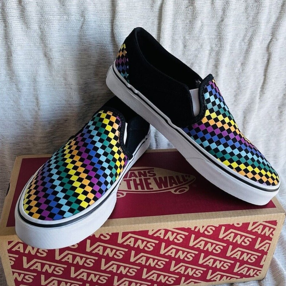 NIB Vans Asher Rainbow Mini Check Sneakers VN000VOSAQ8